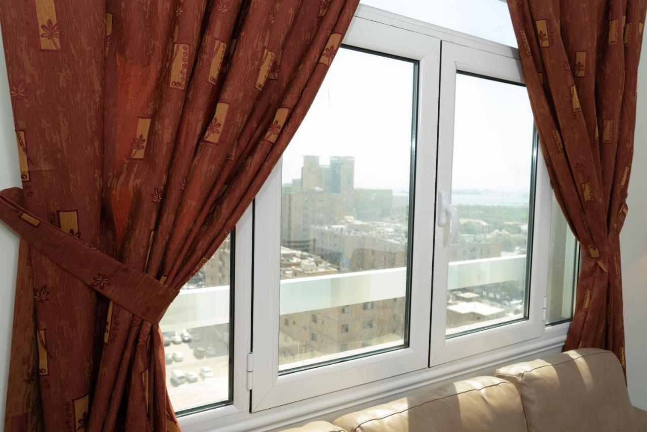 Zodiac Hotel Apartments Fahaheel Kuwait City Exterior foto