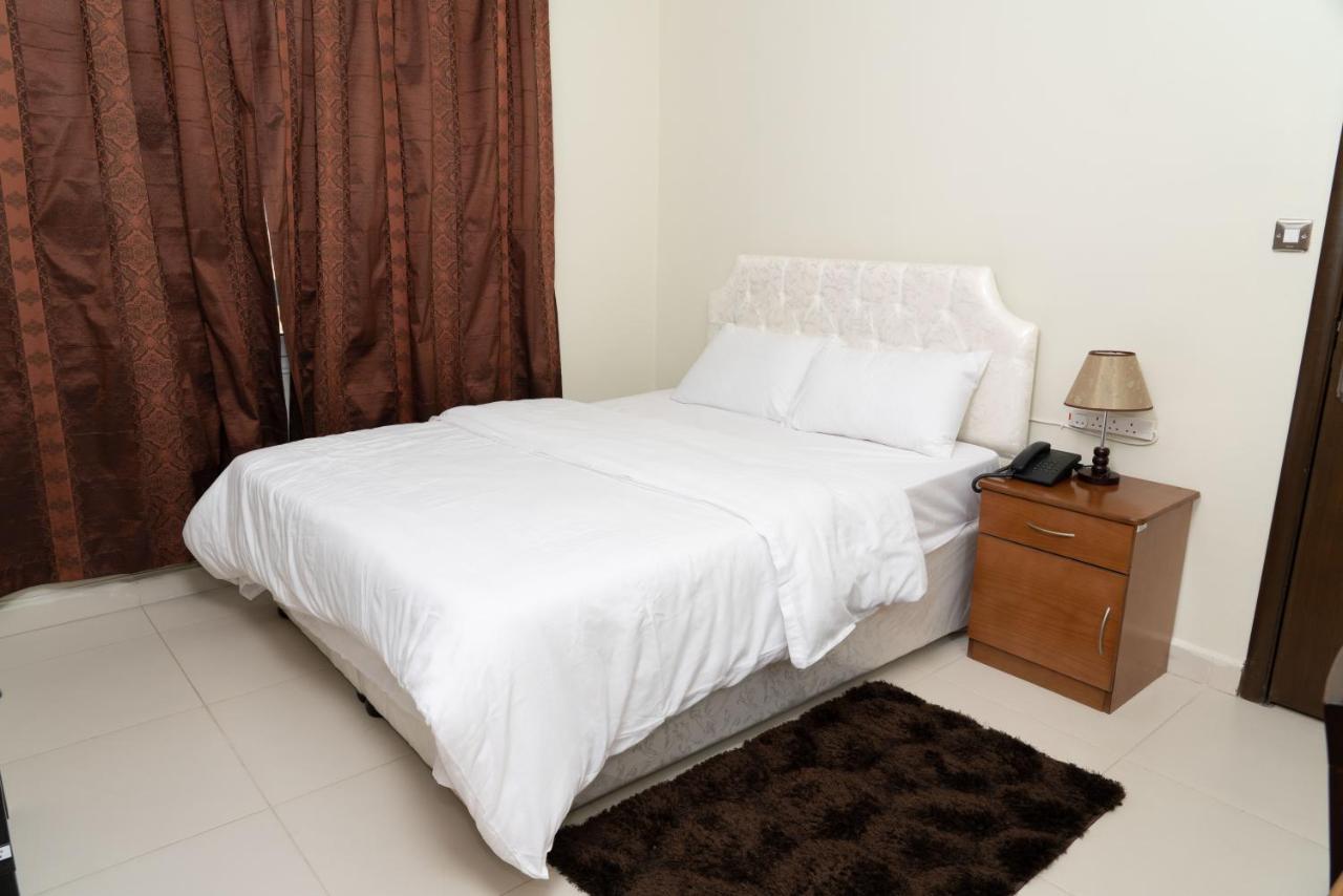 Zodiac Hotel Apartments Fahaheel Kuwait City Exterior foto